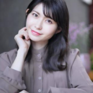 話している人物の写真:女性9